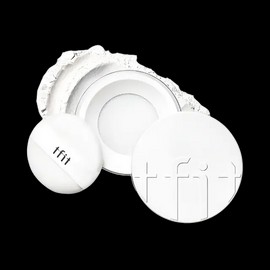 TFIT Translucent Set Finishing Powder, #2.1 Medium Beige - Fixeert en matteert de huid voor een medium huidtint.
