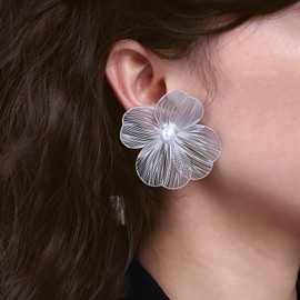 Inateannal Boho Exaggerated Pearl Flower Earrings Silver Metal Flower Earrings Large Statement Floral Earrings Vintage Pearl Petal Stud Earrings Hollow Filigree Earrings Jewelry for Women and Girls