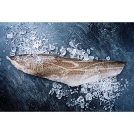 Cod fillet with skin, 500 g, ready for kitchen, chilled shipping, top fresh