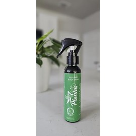 7 Plantas Spray Corporal Relajante con Eucalipto, Romero, Caléndula y Árnica. Ayuda en síntomas de la Gripe, Dolores de cabeza, migrañas, rinitis, Dolores musculares y articulares;