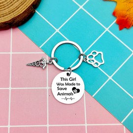 Veterinary Key Chain Veterinarian Gift Vet Tech Appreciation Gift Thank You Gift for Veterinary Technician Animal Lovers Gift Veterinary Nurse Assistant Keychain Coworker Gifts Thanksgiving Day Gift