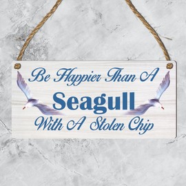 Be Happier Than a Seagull With A Stolen Chip: Inspiring Seaside Beach Friendship Gift, UK Coastal Nostalgia Decorative Plaque, Perfect Home Décor - Size 19cm x 9cm