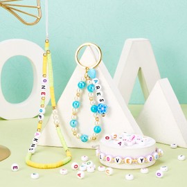 Boutigem 500pcs Flat Round Acrylic Letter Beads 7mm Vocal Alphabet Beads with Letters A, E, I, O, U for Friendship Name Bracelet Necklace Making