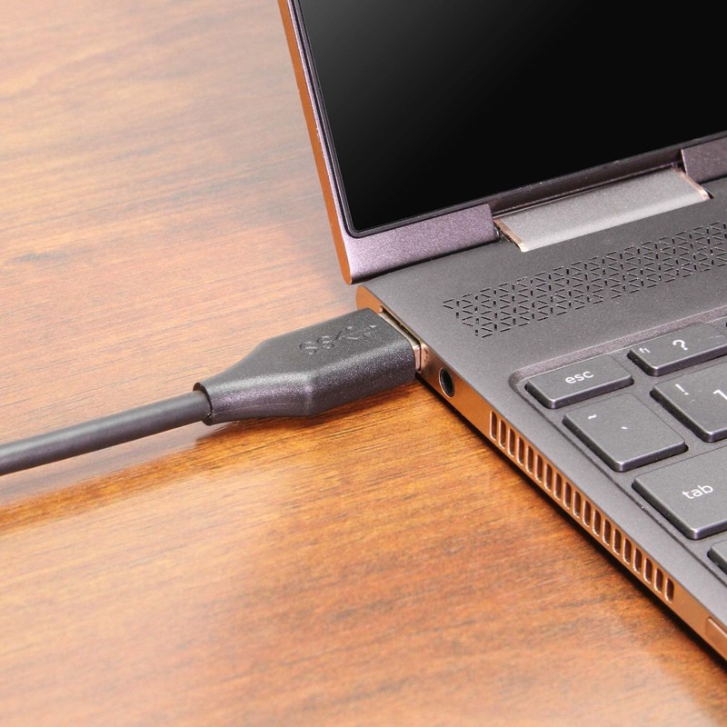 Coolgear 6ft (1.8m) USB 3.2 Gen 1 Single Screw Lock