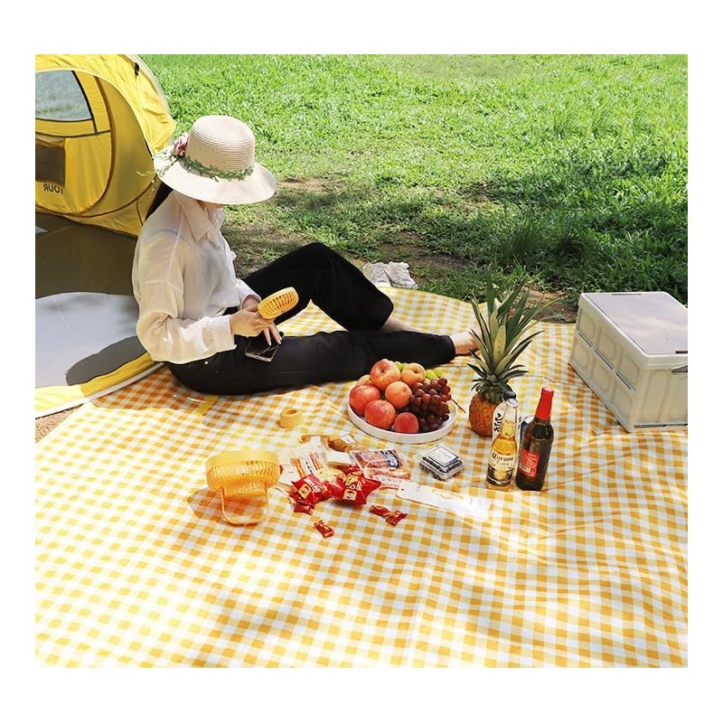 Dusenly Disposable Picnic Mat Waterproof Foldable Blankets Gingham Picnic Mats