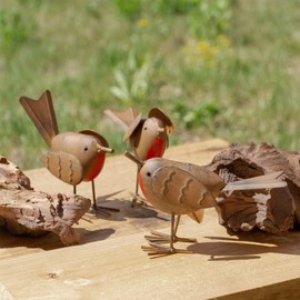 GloBrite Set of 3 Robin Garden Ornament, Garden Ornaments Outdoor | Resin Accessories, Resin Robin Gifts, Decorative Home Accessories, Gardening Gifts, Garden Gifts, Bird Ornaments, Robin Ornaments
