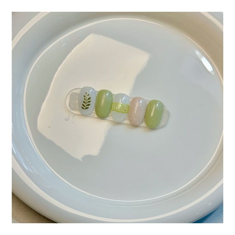 Dara Beauty 2024 July Art of the MonthLeaf Nail❣ -