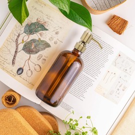 2 Pack Dispensadores de Jabón de Vidrio Ámbar Grueso con Bomba de Acero Inoxidable de Cobre, Dispensador de Botellas Redondas de 16 onzas con Bomba a Prueba de Óxido para Aceite Esencial