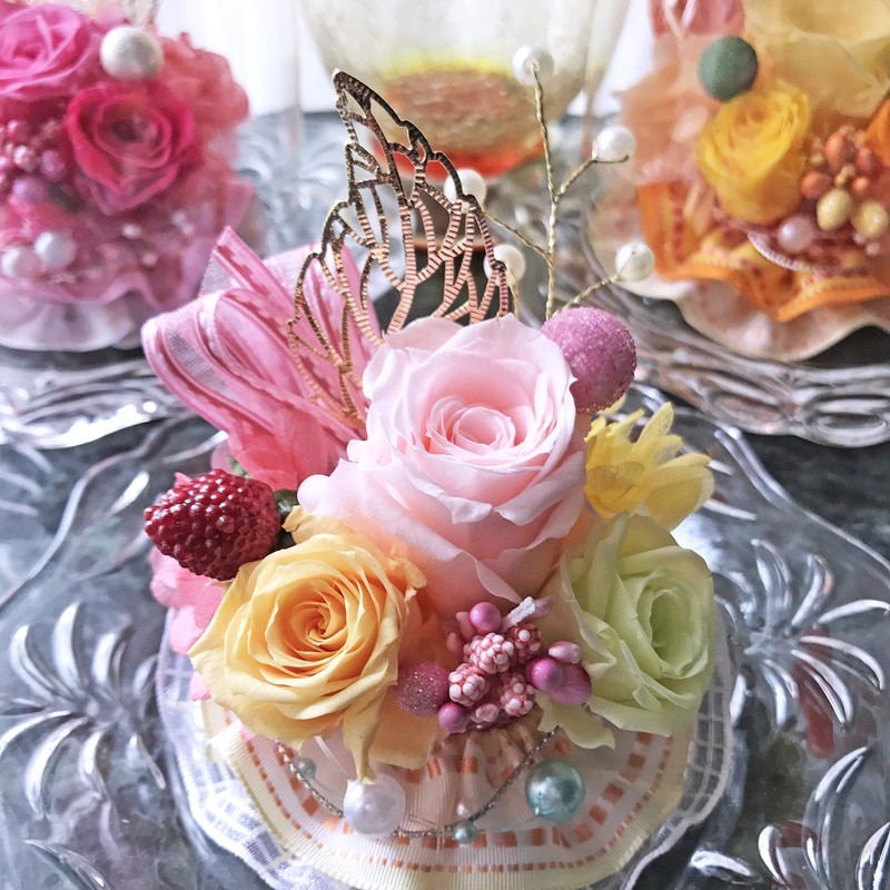 NEW 3 Diana Roses Preserved Flowers, Glass Dome Display, Purple