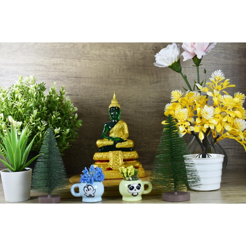 BUDDHO Emerald Buddha Statue Meditation 7" H. Jade Buddha Statue