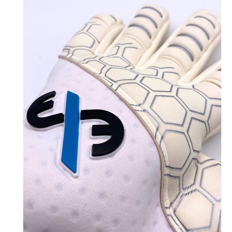 Goalkeeper Gloves for Adults Youths Boys and Girls| Latex with