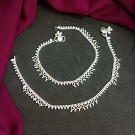 Efulgenz Silver Tone Ankle Bracelets for Women Ankle Bracelet Pair Anklet Set Dainty Chain Anklets Set for Women with Bell Charms Ankle Jewelry Payal Beach Barefoot Feet Jewelry for Women