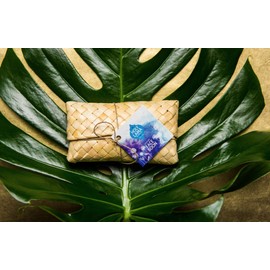 Holy Lama Naturals Ayurvedic Refreshing Face Wash Gel with Rose Oil & Aloe Vera Essential Luxurious Nourishing Beauty Product Vegan 100ml bottle