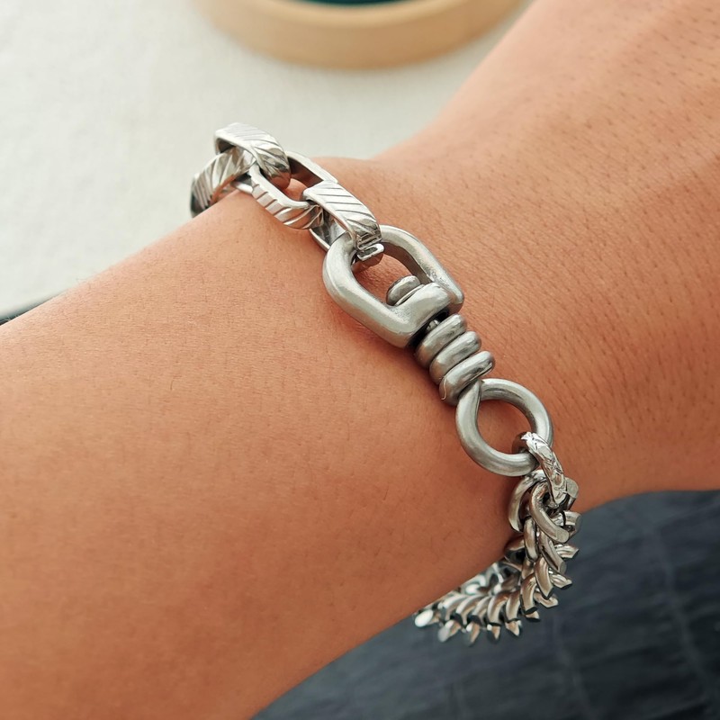 ULLMYYL Masculine Stainless Steel Cuban Chain Bracelet for Men