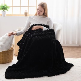 NEWCOSPLAY Faux Fur Throw Blanket Black 3D Ribbed Plush Thick Warm Blanket for Couch Sofa Bed 850GSM (Black Ribbed, Throw(50"x60"))