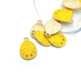 Guerrilla Charm 1, 4, 20 or 50 Pieces: Easter Egg Chick Charms - US Seller - 1 Piece