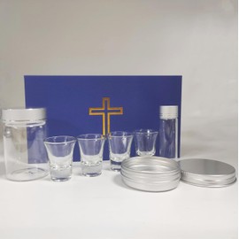 Portable Communion Service Set With 4 Cups,Juice Bottle,Anointing Oil Glass Vial,Hosts Tin Container,Communion Service Set for Ordination,Priests,Catholic Priest Communion Service Set