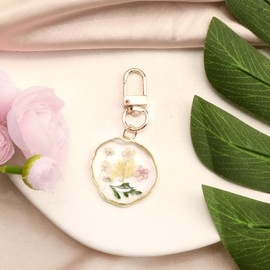 SHTALHST Handmade Pressed Flower Keychain,Dried Flower Keychain for Women Mother Bestie,Yellow