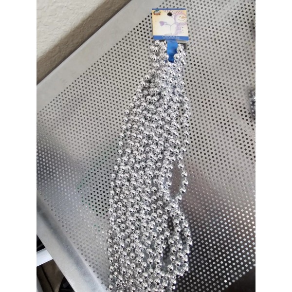 Yule Rite Crystal And Ice Silver String Beads Christmas 18