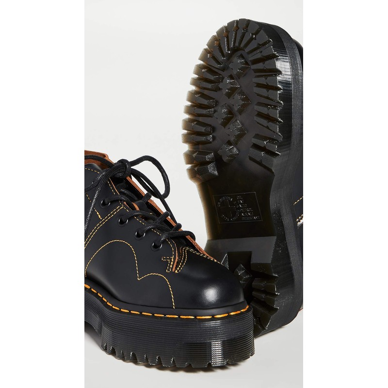Dr. Martens Unisex Combat Boot, Black Vintage Smooth, 7 US