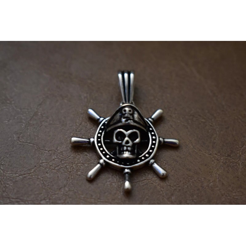 Handmade Captain Skull Necklace New Handmade 925 Sterling Silver From