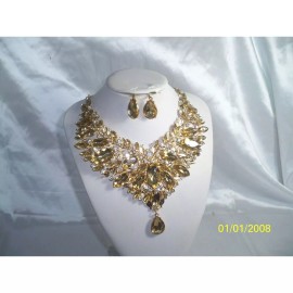 treasuresbyevieus@etsy.com Champagne rhinestone necklace set, wedding bridal MOB prom party formal necklace