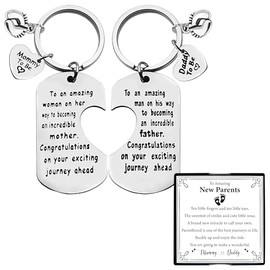 Mom to Be Gifts - Pregnancy Announcement Keychain Set for Daddy and Baby - Parents to Be Jewelry Gift - New Dad First Time Mom Keyring - Future Mother Father Gift