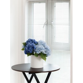 Clycaloor 6 Pcs Blue Hydrangea Flowers Bouquets Silk Hydrangea Flowers with Stems Faux Hydrangea Stems for Home Wedding Party Table Core Decoration (Blue,6 Pcs)