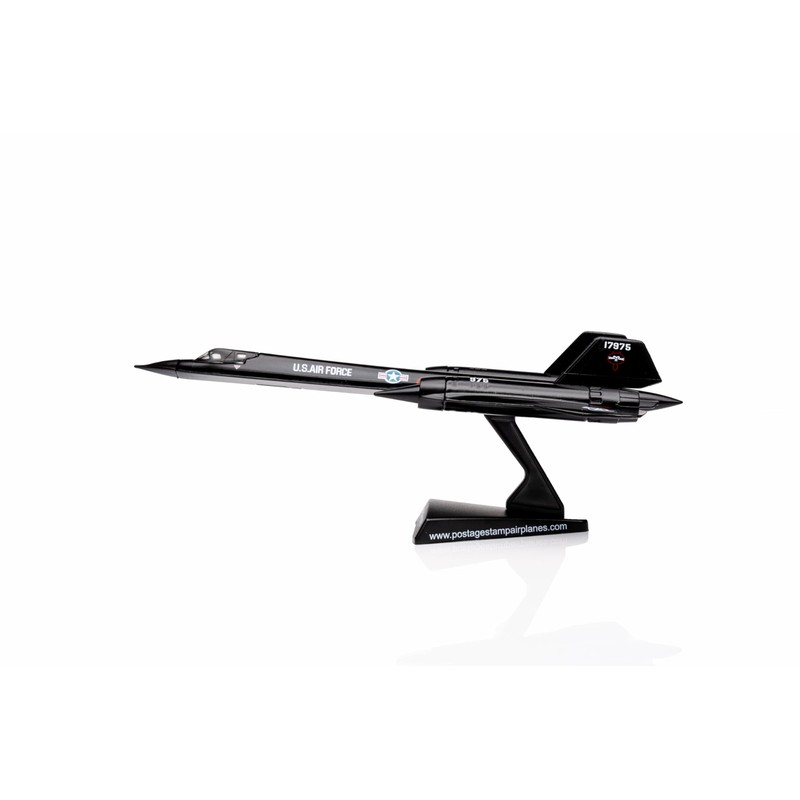 SR-71 Blackbird Die-Cast Metal Model – 1:200 Scale Strategic Reconnaissance