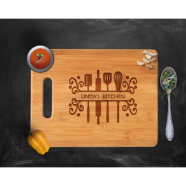 Customize cutting Board, Mom Cutting Board, Personalize Cutting Board, wooden engraved cutting board, Kitchen, Cutting Board, Wood Gifts, Mother's day Gift, Mom Birthday gift