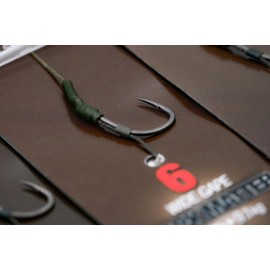 Korda Dark Matter Rig Size 4B | Wide Gape Barbless | Pre-Tied Carp Fishing Rig | Sinks Quickly, Enhanced Hooking, Suitable for Bottom and Wafter Baits | 20lb Strength