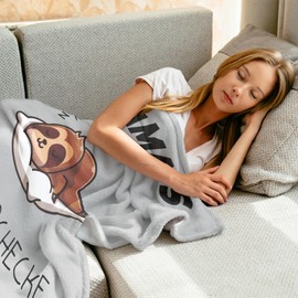 Belillpipi Gifts for Mum, Mother's Day Birthday Gift from Daughter Son, Sloth Cuddly Blanket, Fluffy Mum Blanket, Best Mum, 51 x 59 Inch Gift for Expectant Mother