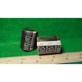 (2) NICHICON 1000uF 250 WV Snap In Electrolytic Capacitors NOS
