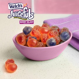 Welch's Juicefuls Juicy Fruit Snacks, Berry Blast, Fruit Gushers, Gluten Free, 4 oz Sharing Size Bags (Pack of 3)