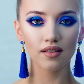 Blue Eyeshadow Palette Glitter Eyeshadow Royal Blue Eye Shadow Pallets for Women Navy Blue Eyeshadow Sparkle 9 Colors Eye Makeup Shiny Shimmer Waterproof Palettes