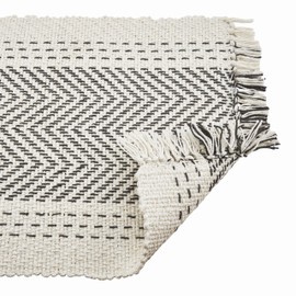 SARO LIFESTYLE Tripura Collection Kantha Stitch Placemats (Set of 4), 13"x19", Grey