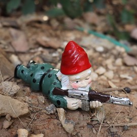 Garden Gnome with Gun, Gnome Soldiers Military Army Tactical Gnome Statue Garden Gnome Gun for Indoor Outdoor, Patio, Yard, Lawn Ornaments, Home Décor