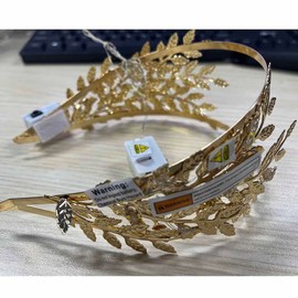 Yean Light Up Gold Leaf Headband Greek Tiara Headpiece Laurel Hair Accessories for Women and Girls (Gold-Warm Light, One Size)