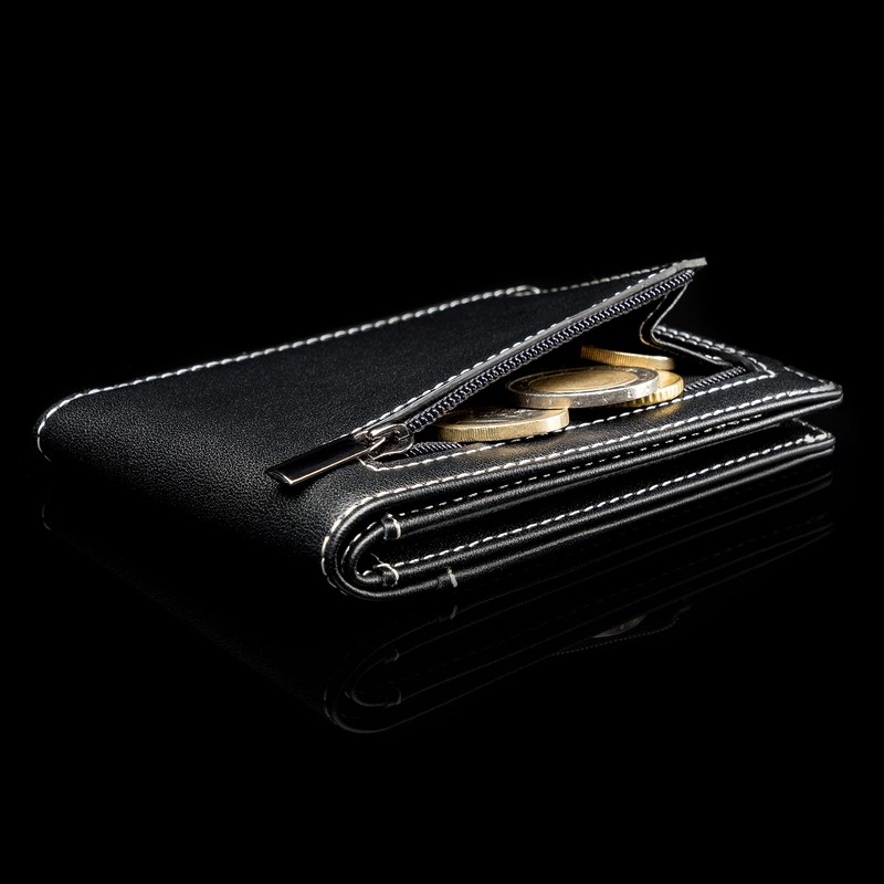 Black/White Leather Card Wallet for Men with RFID Blocker without