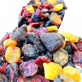 NY SPICE SHOP Happy Cherry Berry Trail Mix – 1 Pound Healthy Trail Mix – Mixture of Peanuts, Almonds, Pecans, Cranberries, Golden Raisins, Diced Papayas, Diced Pineapples, Dried Tart Cherries
