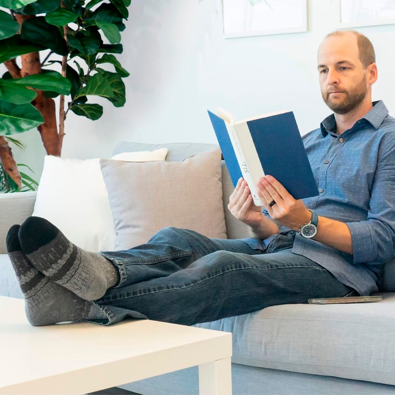 HOT FEET Thermal Socks for Men, Extreme Cold Weather, 2/4