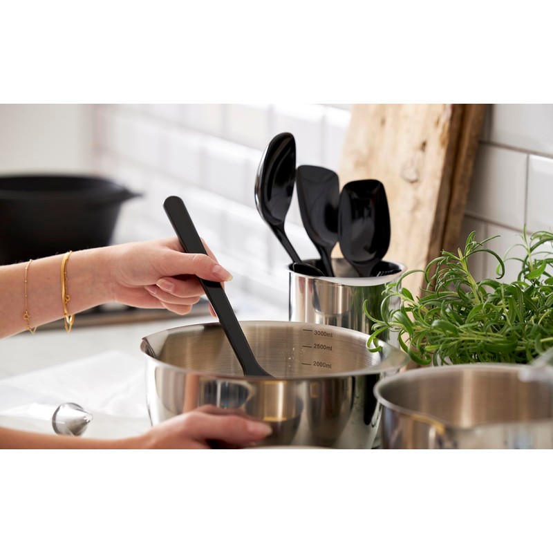 Rosti New Classic Serving Spoon 29.4 x 6.7 x 5.7