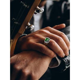 Bestyle Green Emerald Ring for Men Trendy Mens Black Gemstone Ring Stainless Steel Band Ring for Men Cocktail Ring Statement Ring Promise Ring Gift for Him, Size 14