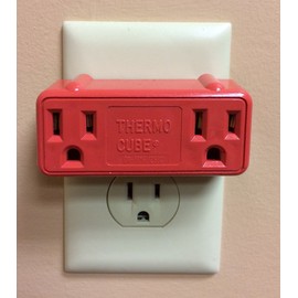 Farm Innovators TC-21 Warm Weather Thermo Cube Thermostatically Controlled Outlet - On at 78-Degrees/Off at 70-Degrees