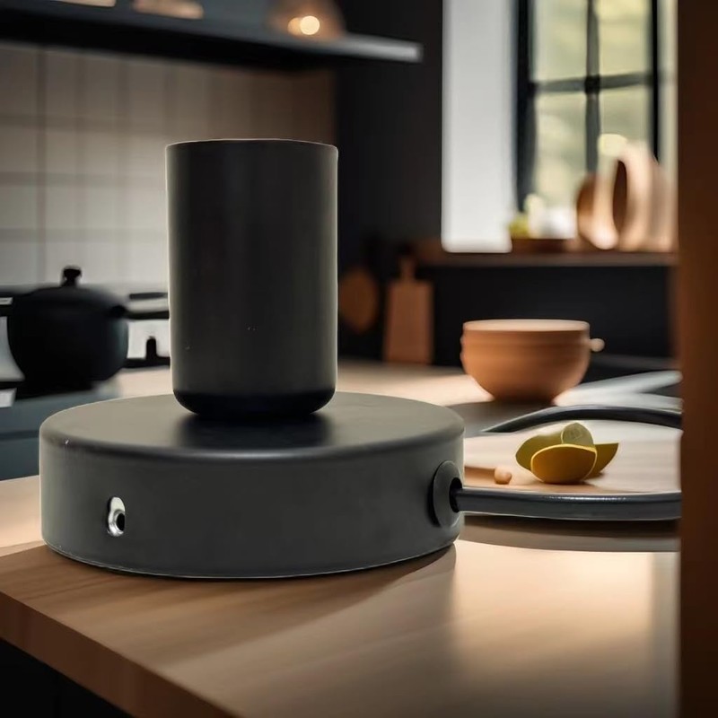 Jashem Polished Metal Light Bulb Socket E26 E27 Desktop Lamp