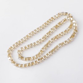 95PCS8MM Cube Crystal Glass Beads for Jewelry Making,Novborcz Glass Beads Faceted Cube Beads DIY Glass Crystal Beads for Bracelets Necklace Pendants Jewelry Making DIY Craft (Champagne)