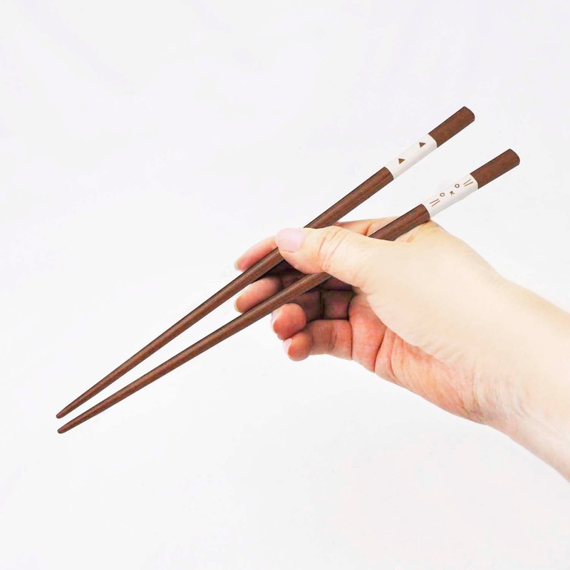 Ishida 60207-5 Miyao Beige Chopsticks and Chopsticks Rest Gift Set