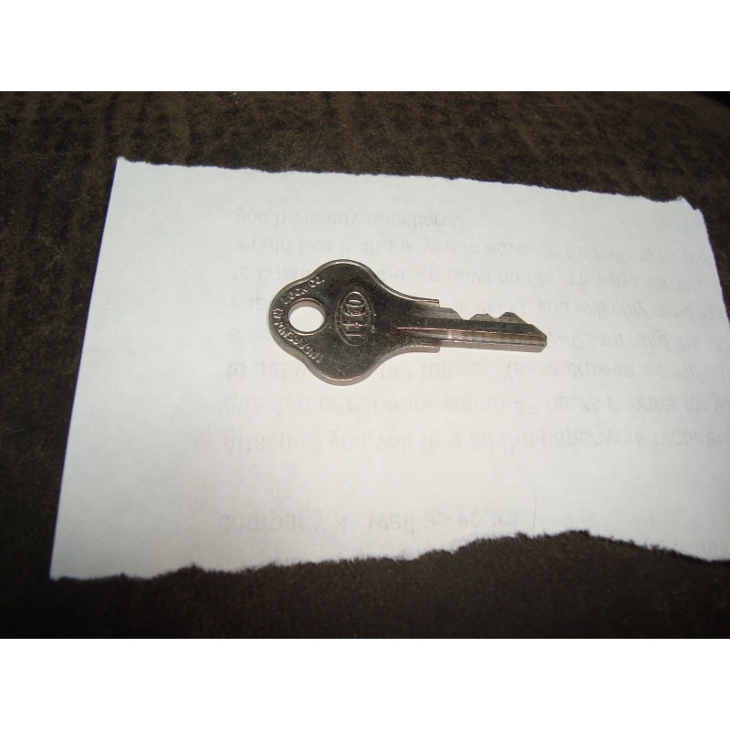 1 Lane Cedar Chest Key for Pre-1987 Chests LC1069 See