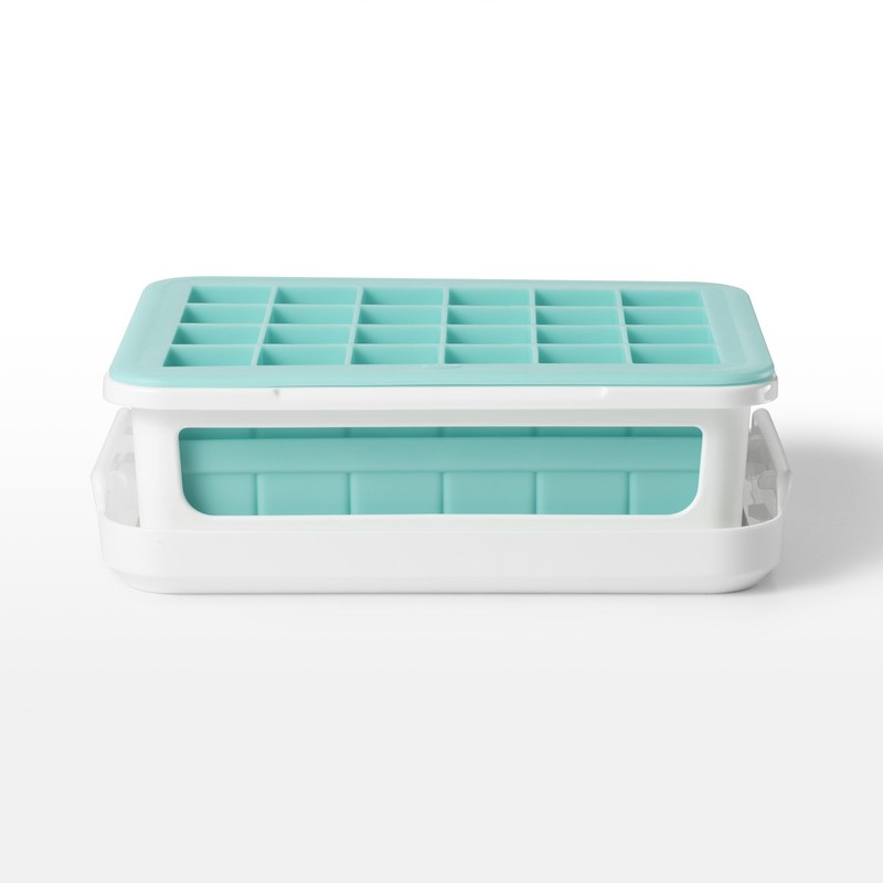 OXO Good Grips Silicone Small Ice Cube Tray with Lid