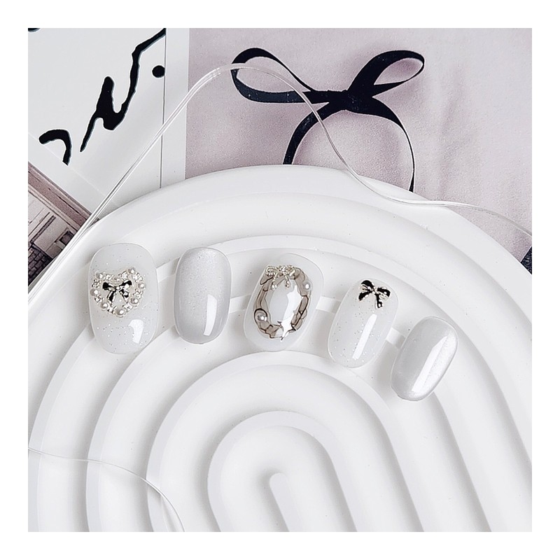 That winter❄️ Nail tip - short oval / 그 겨울❄️